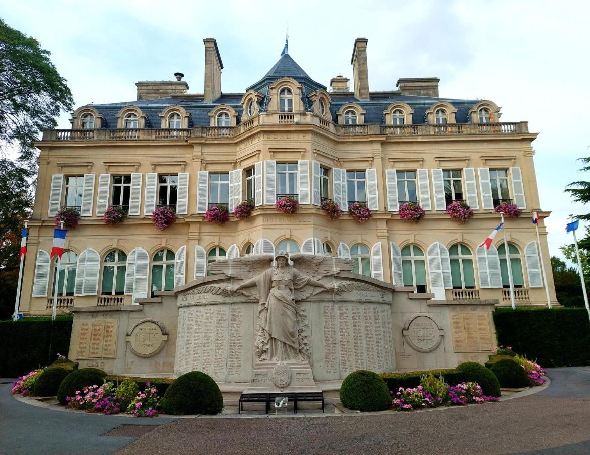 Epernay Capital De Champagne Apartment Exterior photo